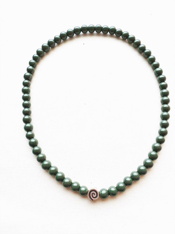 Halskette aus Glasperlen – MSK 1082