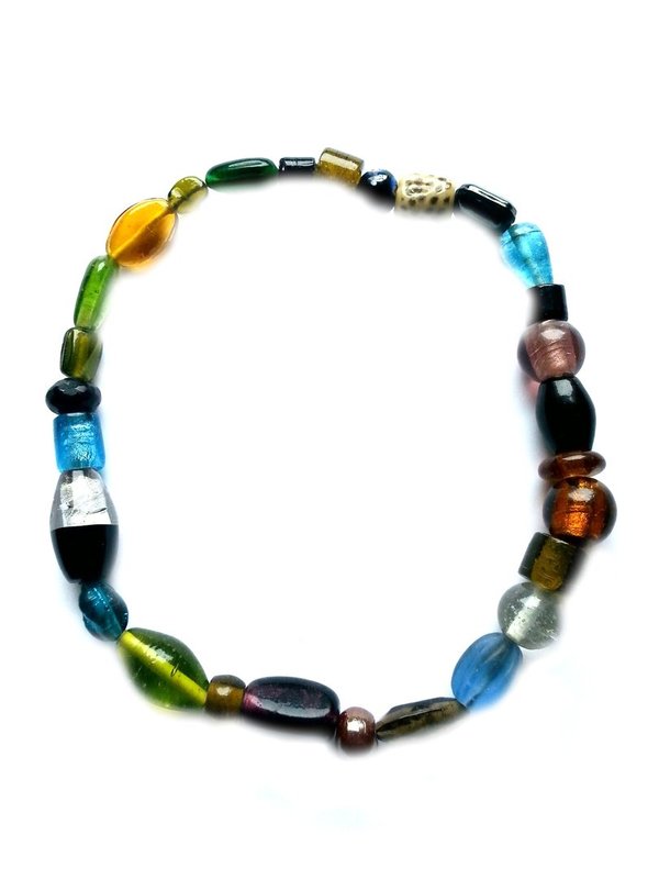 Halskette aus Glasperlenmix – MSK 1011